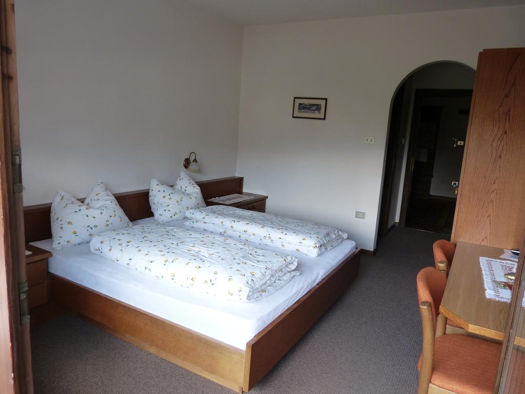 Bed and Breakfast Haus Christl Lana Zewnętrze zdjęcie